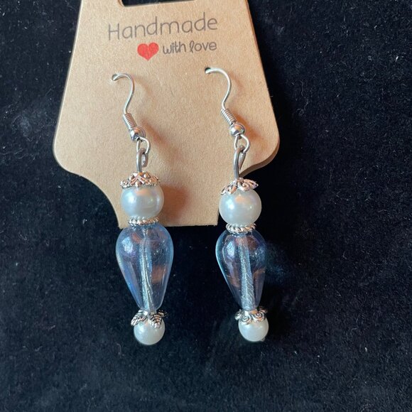 Handmade pearl and glass earrings - Picture 2 of 2